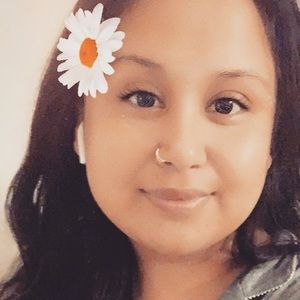 Meet your Posher, Ivette